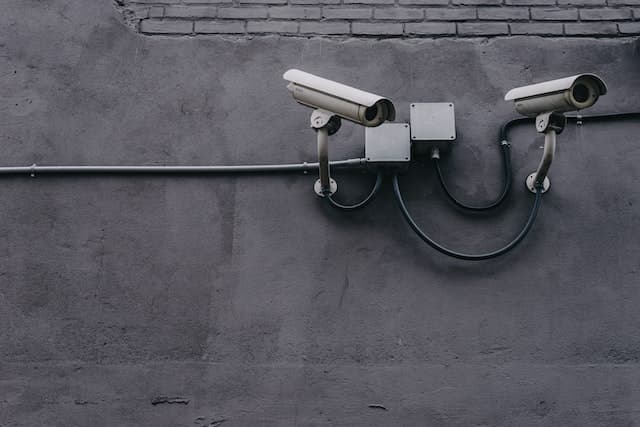 24/7 Real-Time CCTV Monitoring for Quick Action and Protection